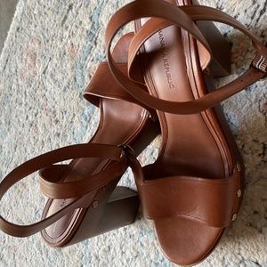 Banana Republic Chunky Platform Heel
